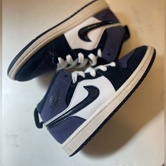 Air Jordan 1 - Navy/white size 12c - Picture 4 of 5